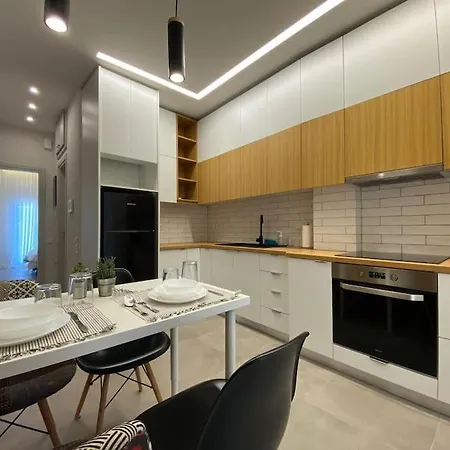 Piraeus Apartment For Rent Exterior photo
