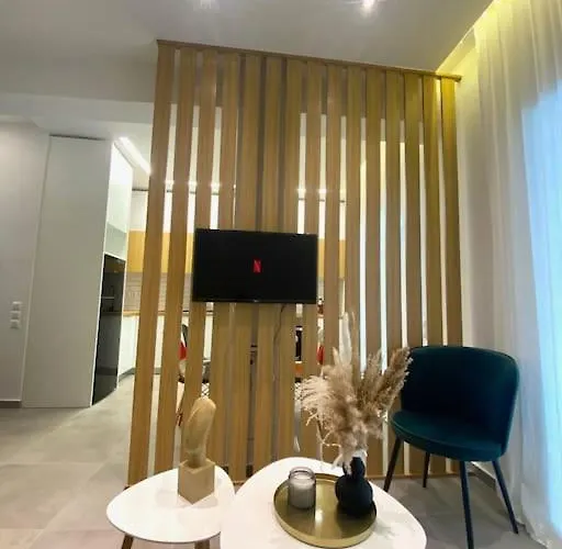 Piraeus Apartment For Rent